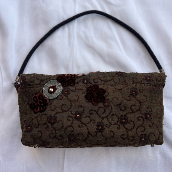 Hand-Made Ladies Shoulder Tapestry Handbag - Picture 3 of 6